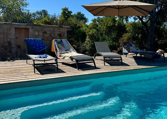 Avec Piscine Proche Plages Et Commerces ヴィラ